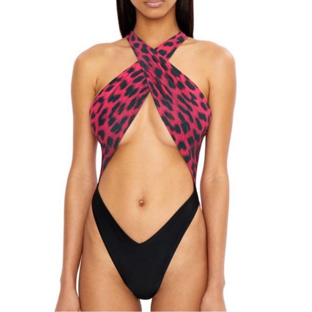 Danielle Guizio one piece bathing suit! Never worn, size M